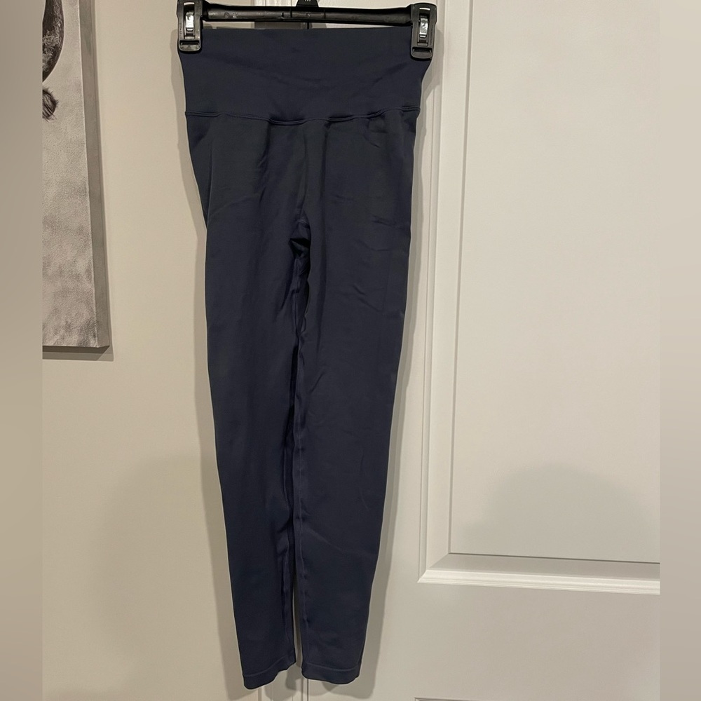 Dark Blue Leggings with Scrunched Design